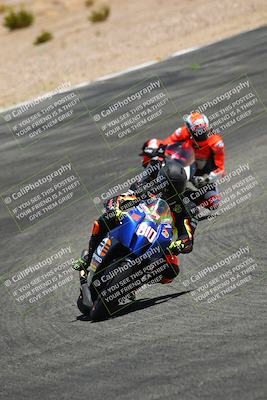 media/Jun-05-2022-WERA (Sun) [[64b01df28d]]/Race 10 and 12 HW twins superbike Formula 2/